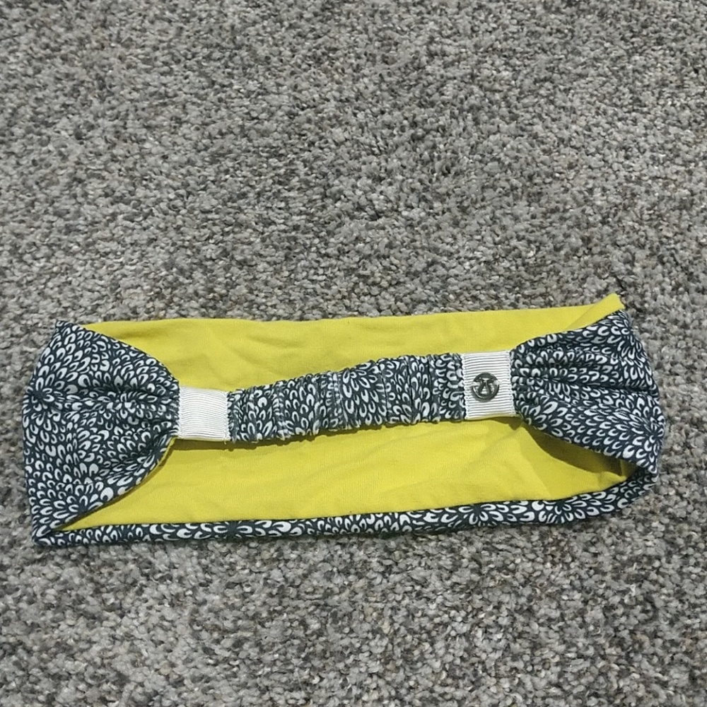 Lululemon headband